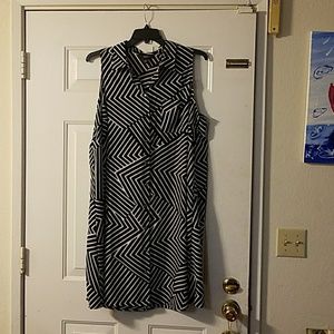 Button front sleeveless dress